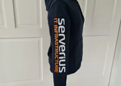 Teamkleding met logo voor Serverius I Bedrukken
